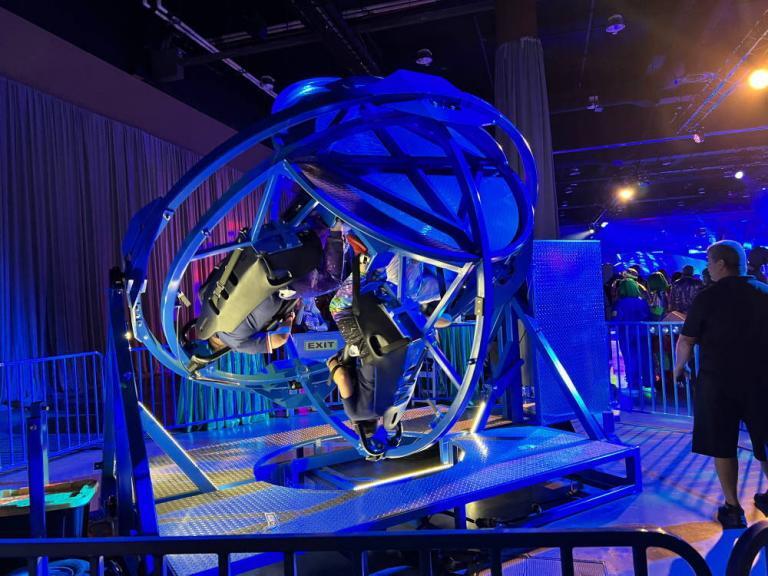 4-Spin Gyrosphere Thrill Ride | 4 Person Party Ride Rental in FL